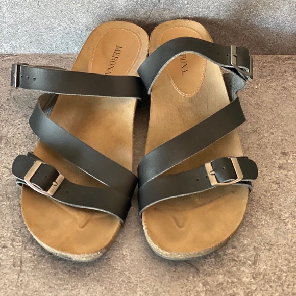 Merona Slip On Sandal - Picture 2 of 6